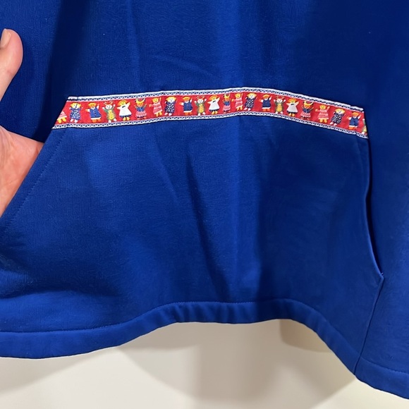 C.S.T. Sport Blue Pullover with Red Accents Ribbon - 2x - Picture 2 of 8